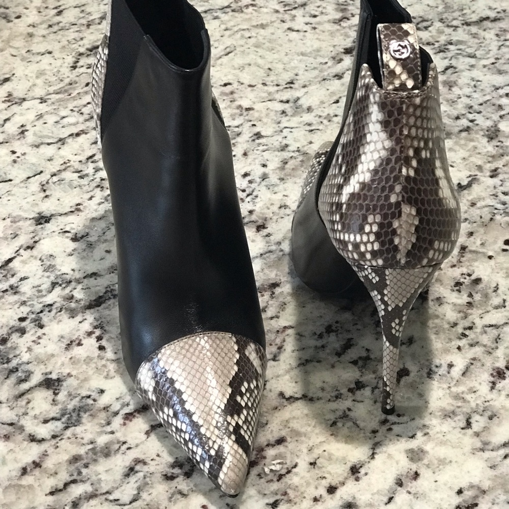 Traded Gucci booties - Picture 2 of 6
